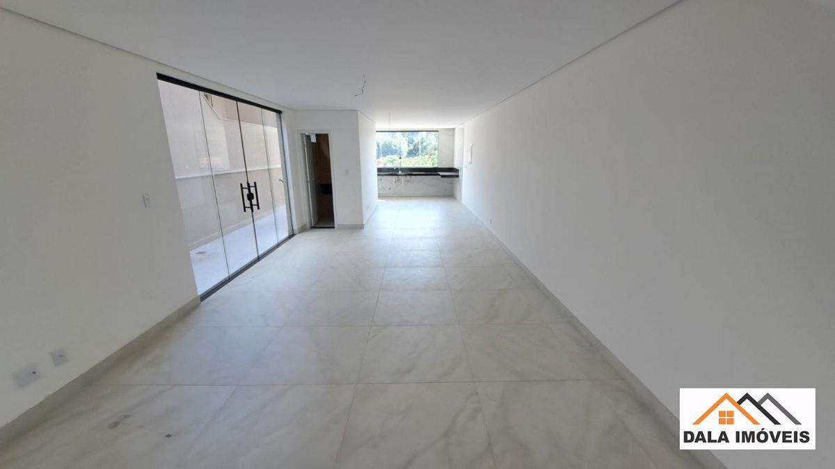 Casa, Santa Branca, 3 Quartos, 2 Vagas, 1 Suíte