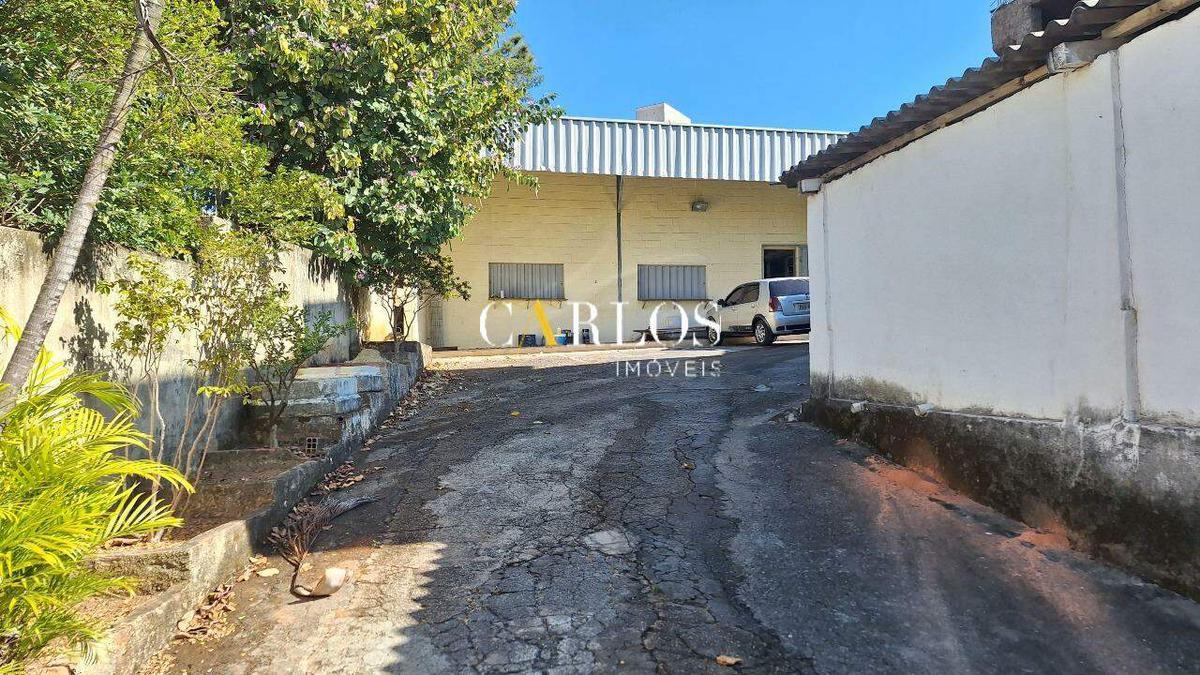 Prédio, João Pinheiro, 6 Quartos, 6 Vagas