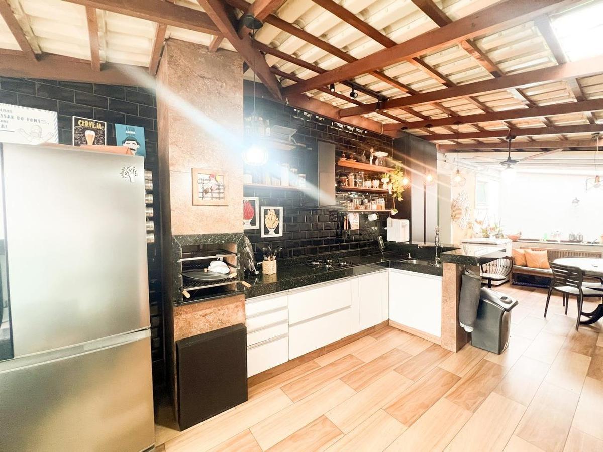 Casa, Serrano, 2 Quartos, 3 Vagas, 2 Suítes