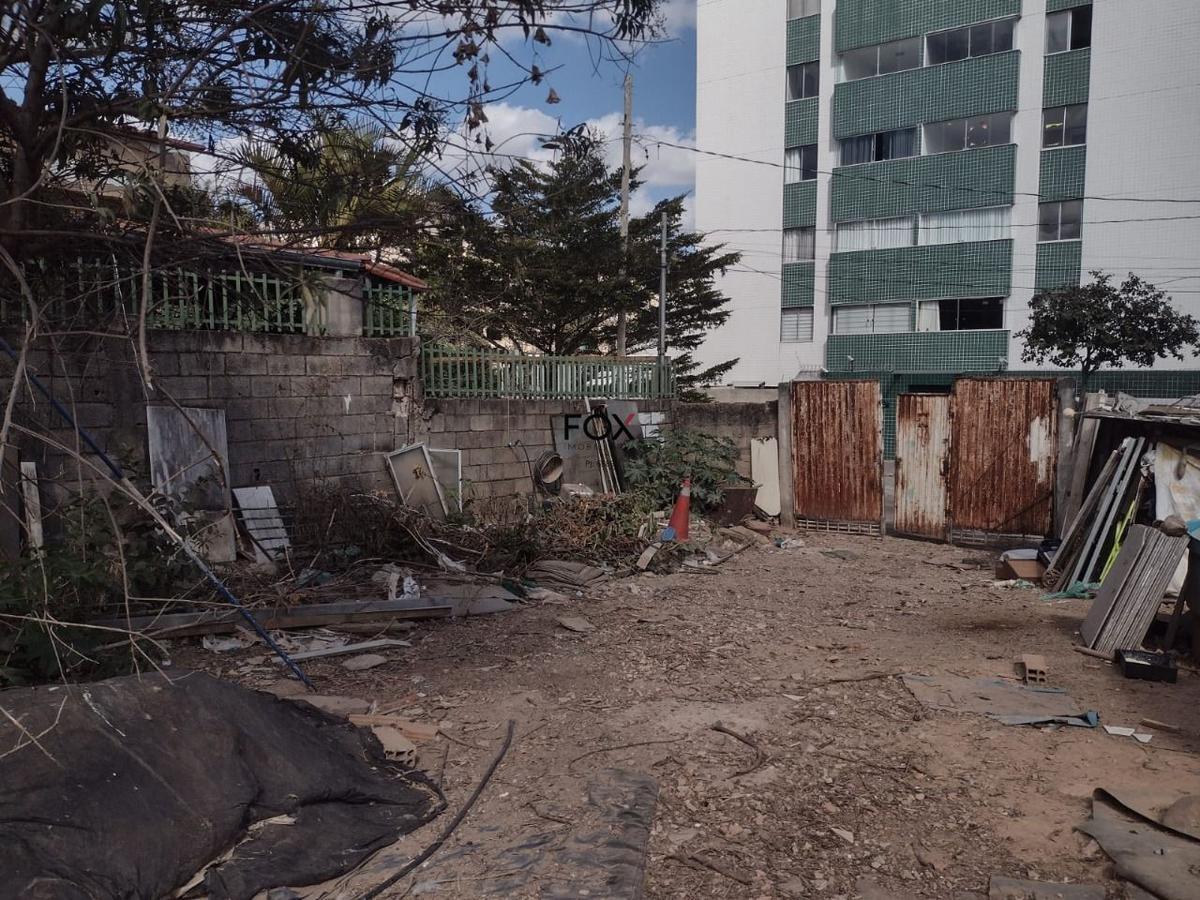 Lote, Padre Eustáquio, 0 Quarto, 0 Vaga