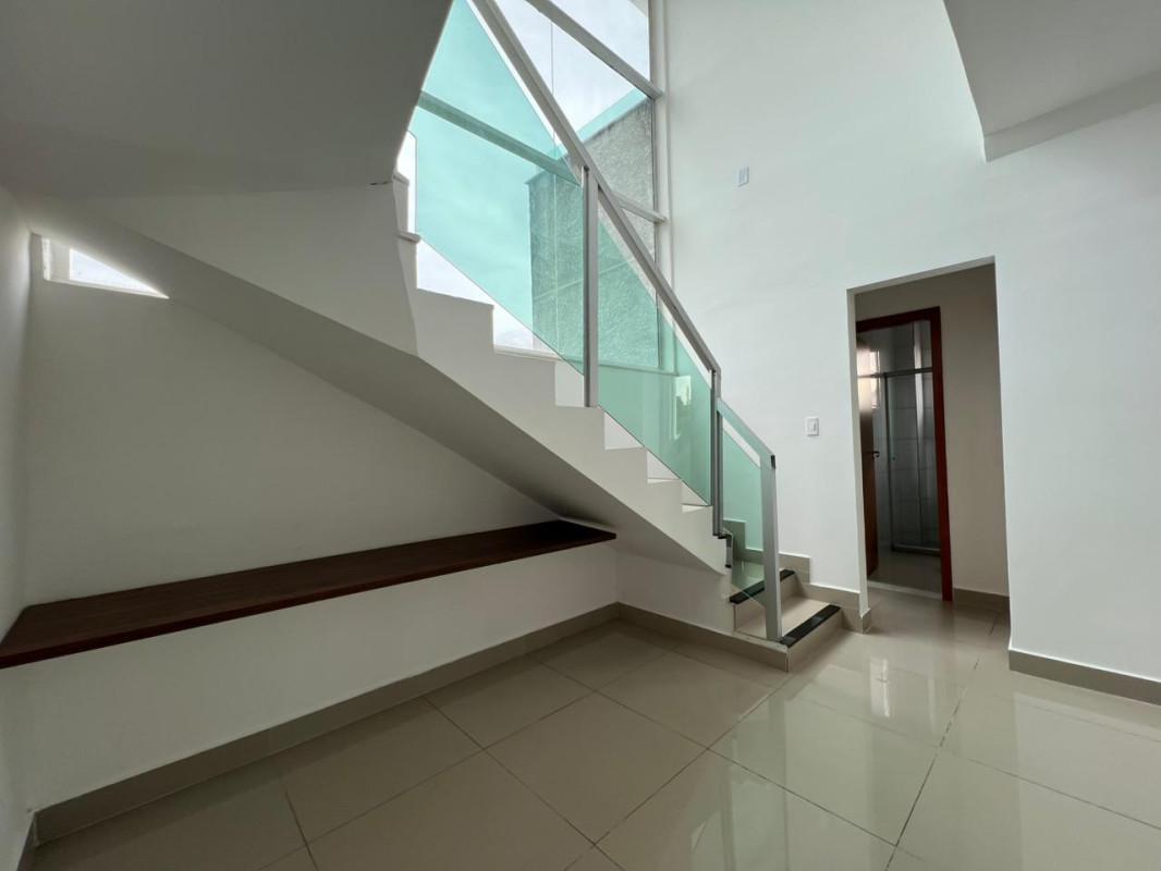 Cobertura, Cabral, 2 Quartos, 2 Vagas, 1 Suíte