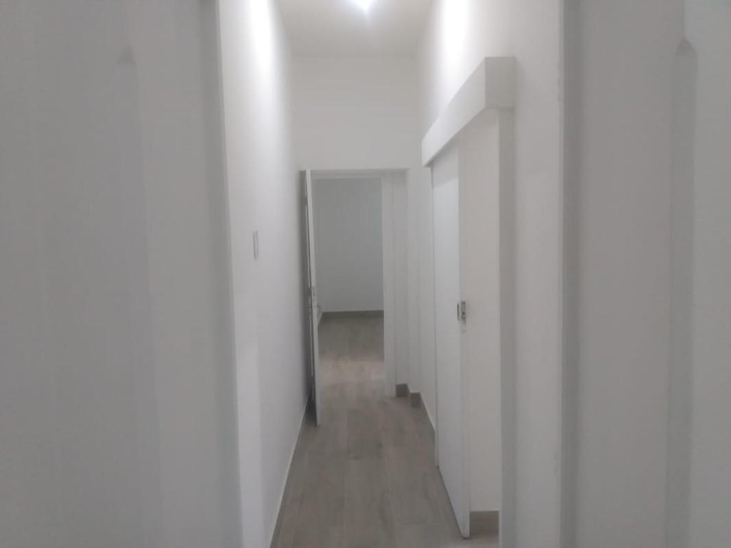 Casa, Floresta, 3 Quartos, 8 Vagas, 1 Suíte