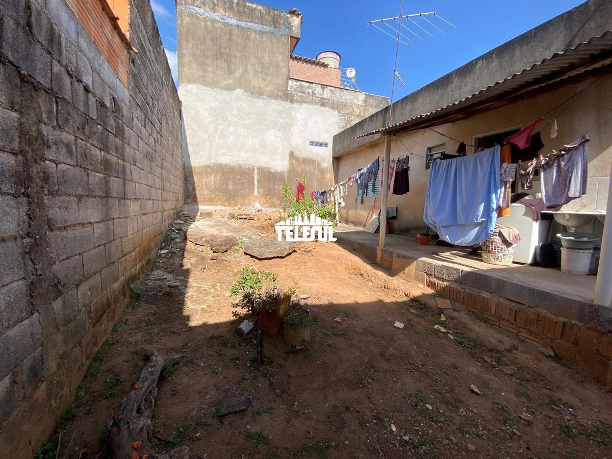 Casa, São Sebastião, 2 Quartos, 0 Vaga