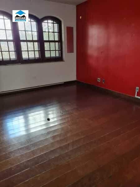 Casa, Luxemburgo, 5 Quartos, 3 Vagas, 1 Suíte