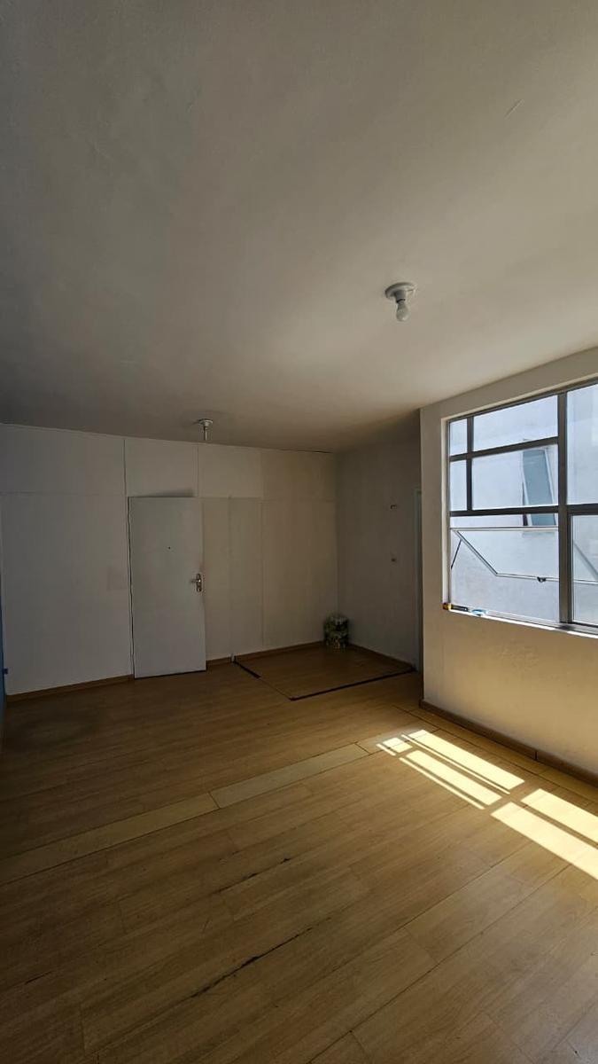 Sala, Padre Eustáquio, 0 Quarto, 0 Vaga