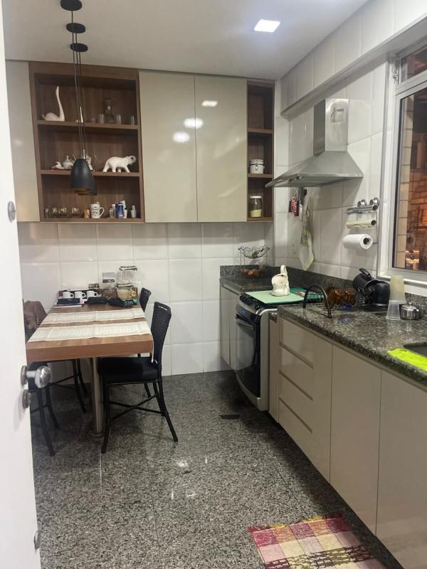 Apartamento, Castelo, 3 Quartos, 0 Vaga, 1 Suíte