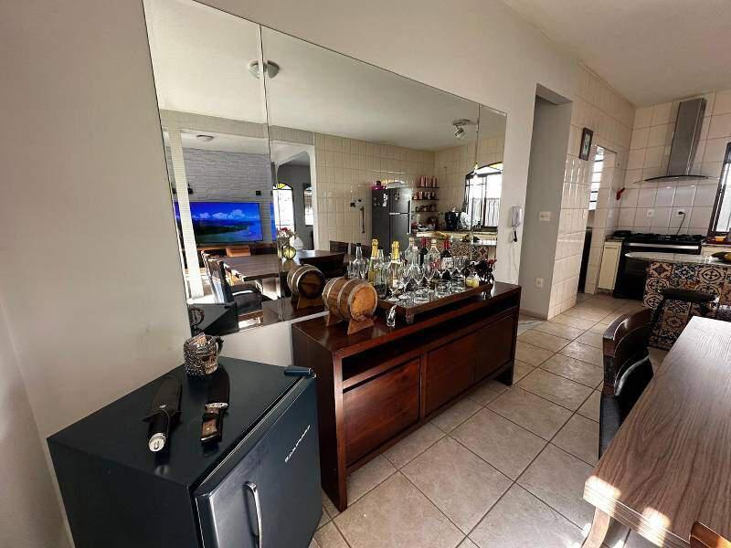 Casa, Nova Granada, 5 Quartos, 6 Vagas, 1 Suíte