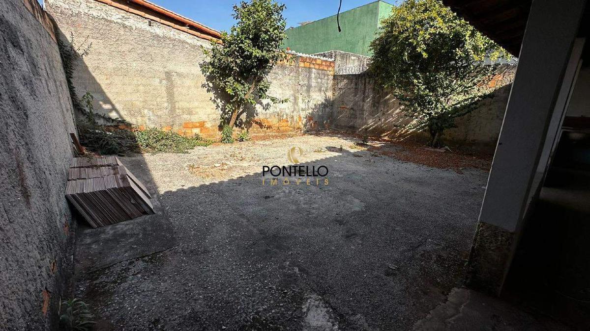 Casa, Verde Vale, 2 Quartos, 3 Vagas