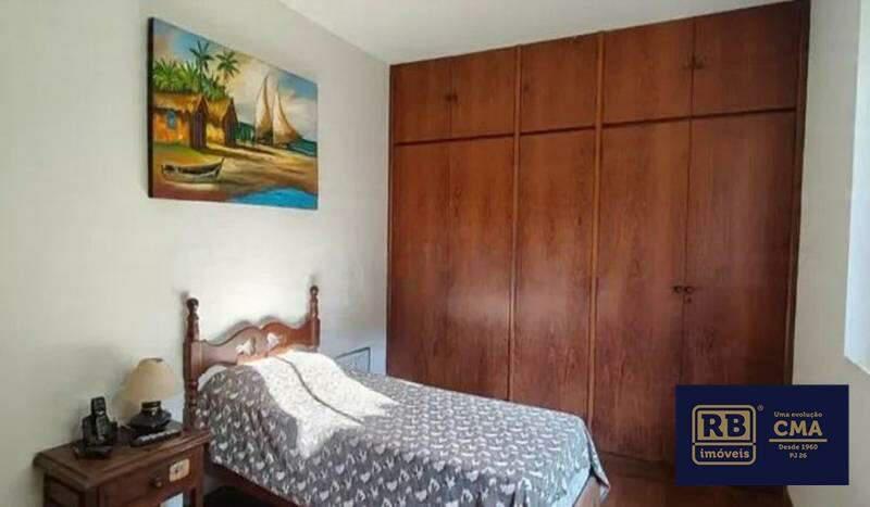 Casa, Luxemburgo, 5 Quartos, 4 Vagas, 2 Suítes