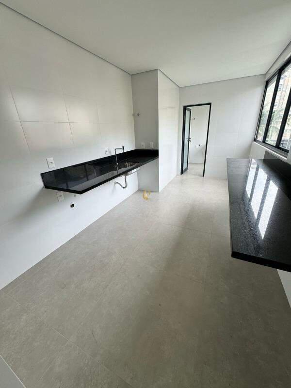 Apartamento, Sion, 4 Quartos, 4 Vagas, 2 Suítes
