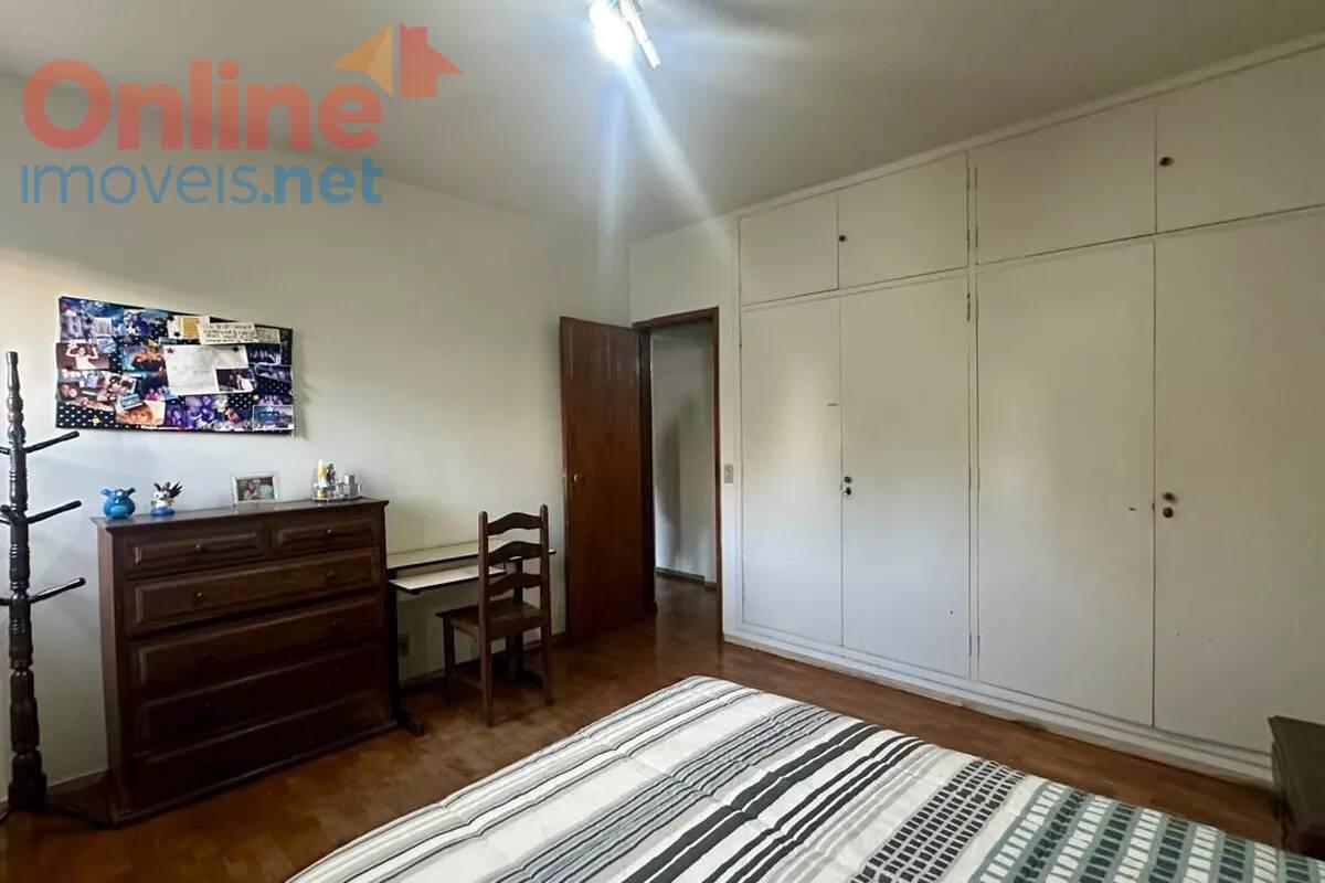 Casa, Serra, 4 Quartos, 0 Vaga, 1 Suíte