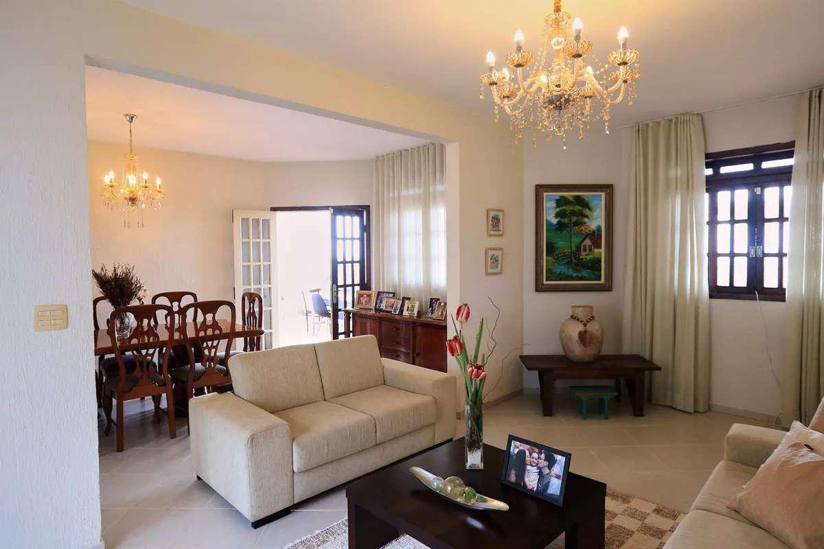 Casa, Mangabeiras, 4 Quartos, 4 Vagas, 1 Suíte