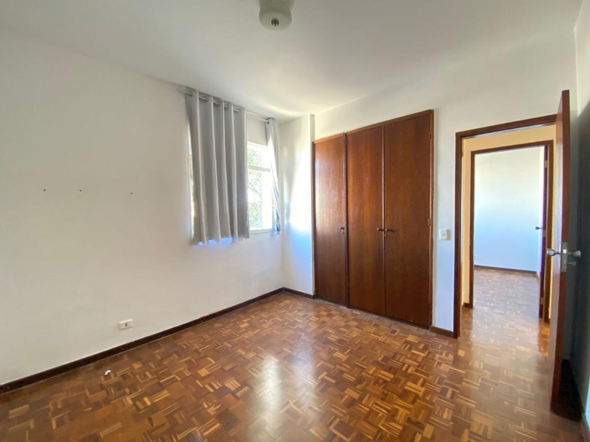 Apartamento, Sagrada Família, 2 Quartos, 1 Vaga