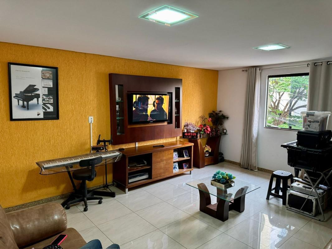 Casa, Ana Lúcia, 3 Quartos, 1 Vaga, 1 Suíte