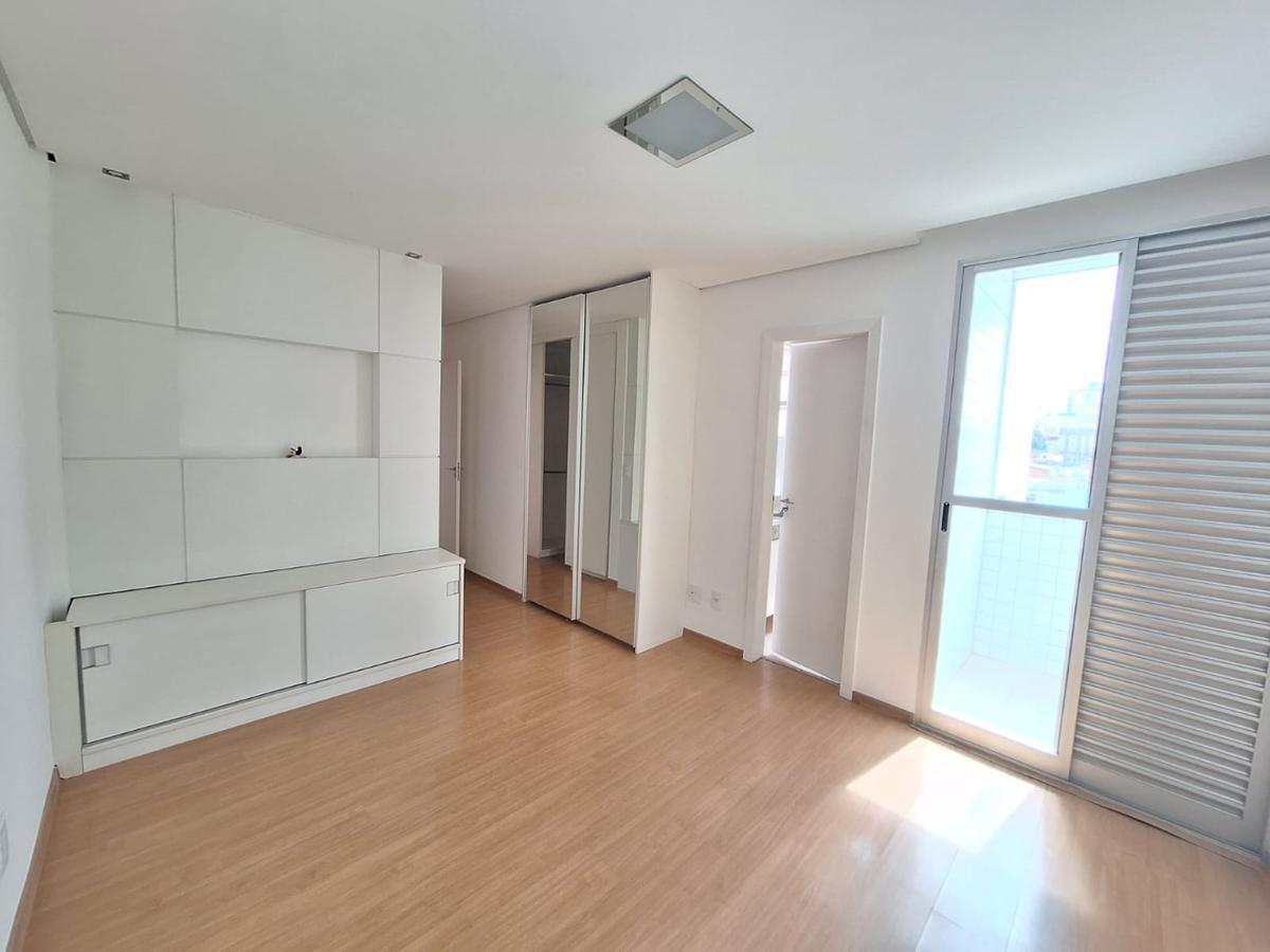 Apartamento, União, 4 Quartos, 4 Vagas, 2 Suítes