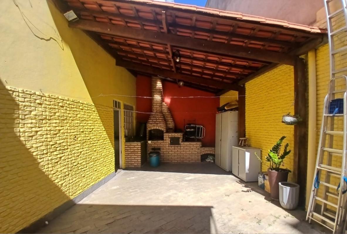 Casa, Planalto, 3 Quartos, 3 Vagas, 1 Suíte