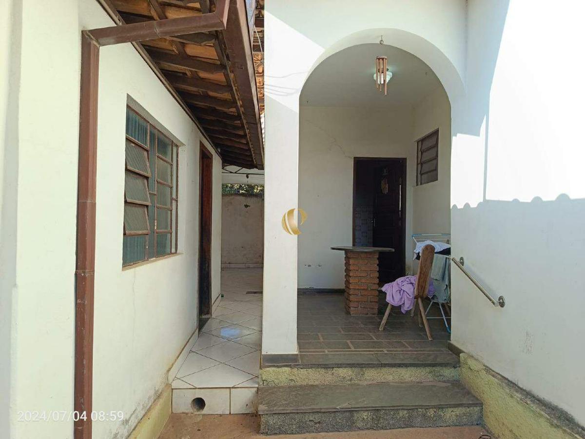 Casa, Boa Vista, 4 Quartos, 4 Vagas, 1 Suíte
