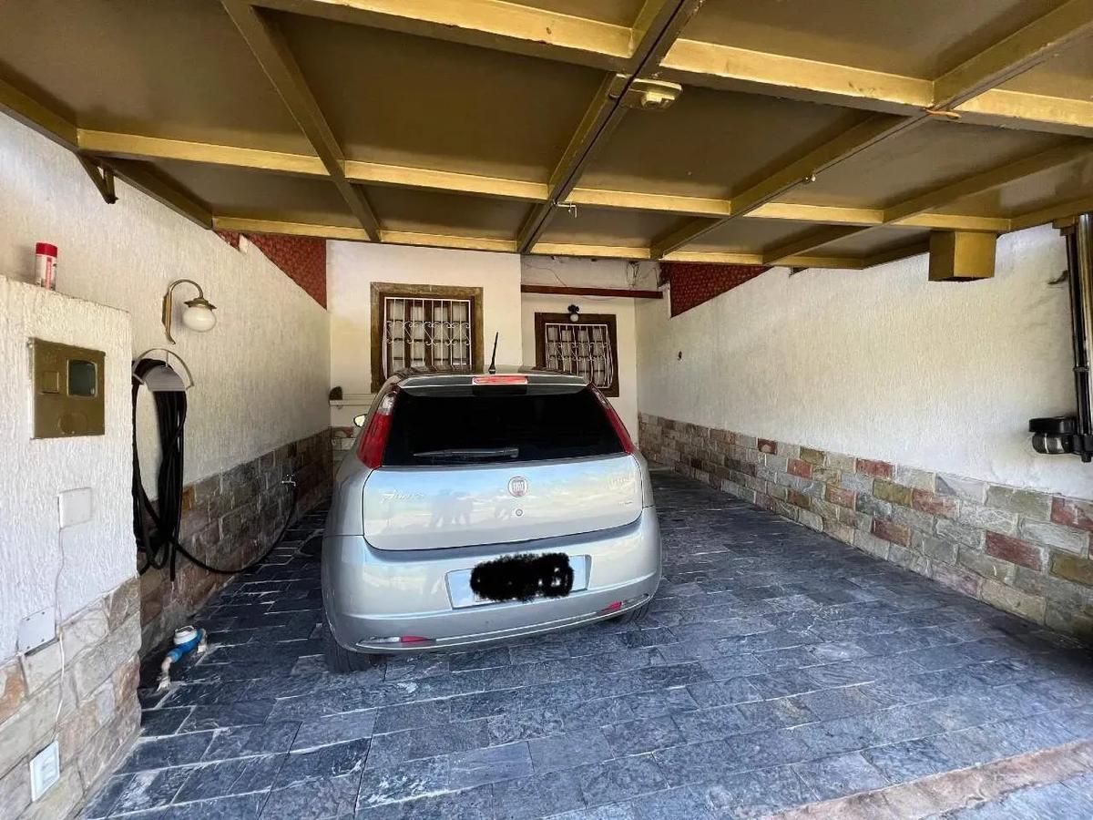 Casa, Santa Branca, 2 Quartos, 2 Vagas, 2 Suítes