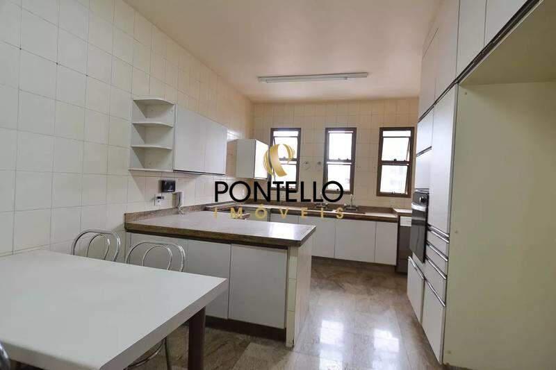 Apartamento, Funcionários, 4 Quartos, 3 Vagas, 2 Suítes