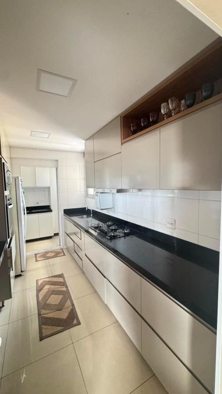 Apartamento, Filadélfia, 3 Quartos, 2 Vagas, 1 Suíte