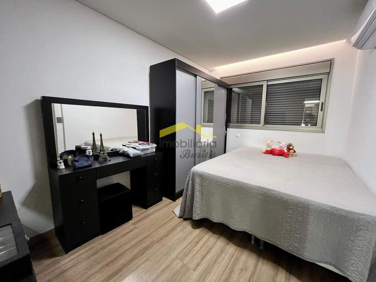 Casa, Buritis, 3 Quartos, 3 Vagas, 2 Suítes