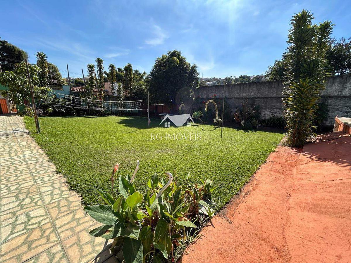 Casa, Castanheira (barreiro), 3 Quartos, 18 Vagas, 1 Suíte