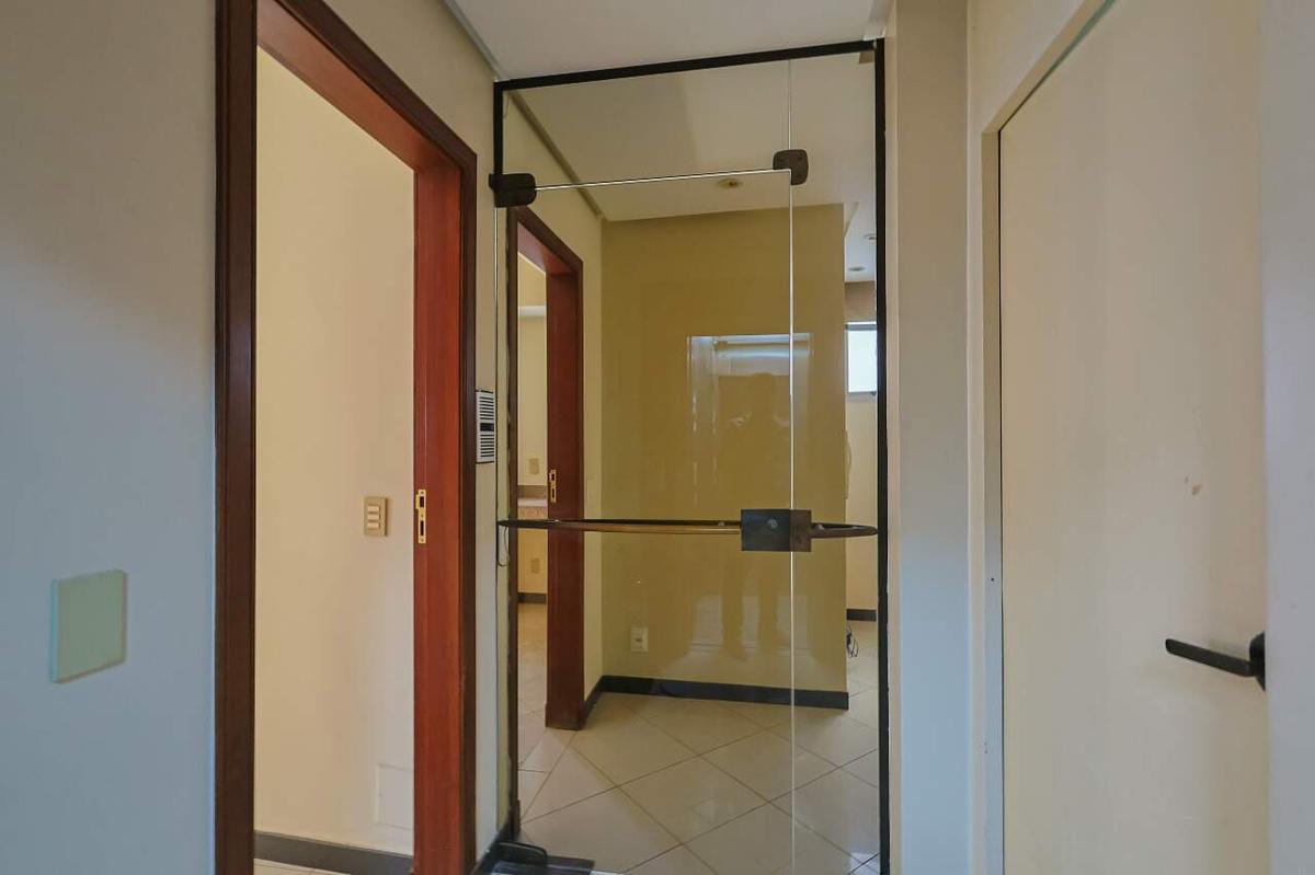 Andar, Santa Efigênia, 0 Quarto, 4 Vagas