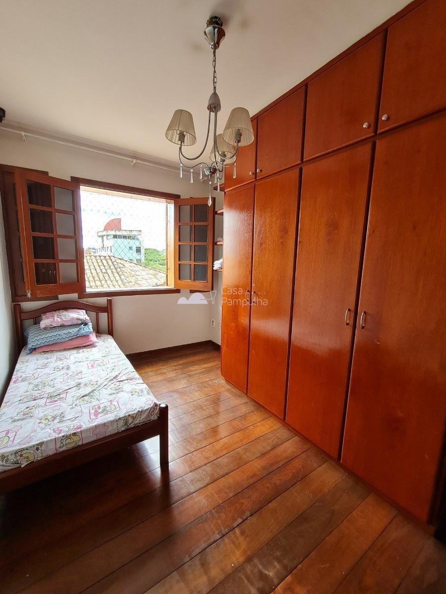 Casa, Itapoã, 5 Quartos, 4 Vagas, 2 Suítes