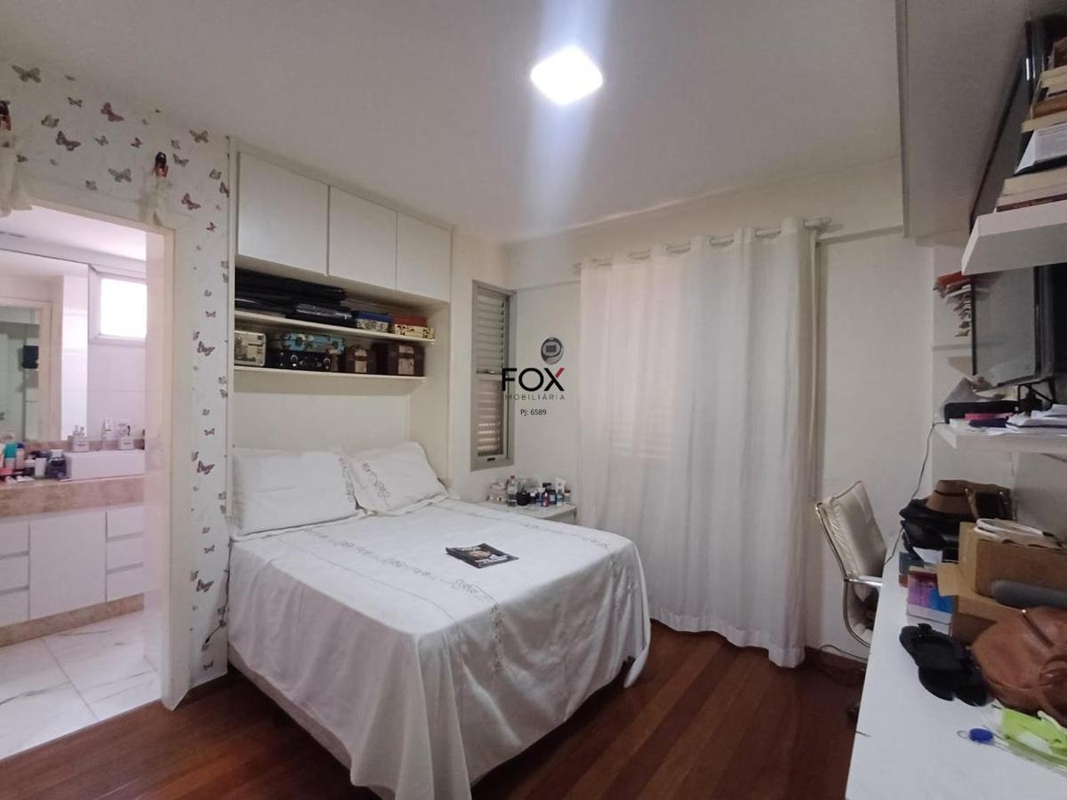 Apartamento, Estoril, 2 Quartos, 1 Vaga, 1 Suíte