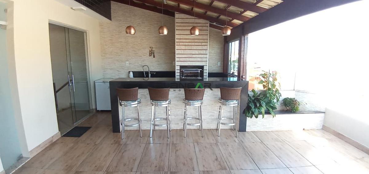 Cobertura, Jardim Riacho das Pedras, 4 Quartos, 3 Vagas, 2 Suítes