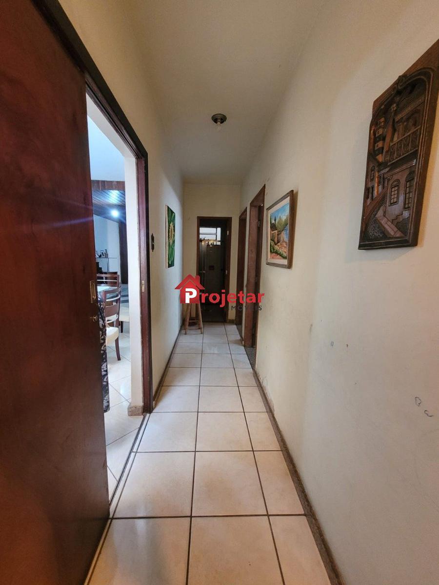 Casa, Sagrada Família, 5 Quartos, 2 Vagas, 3 Suítes