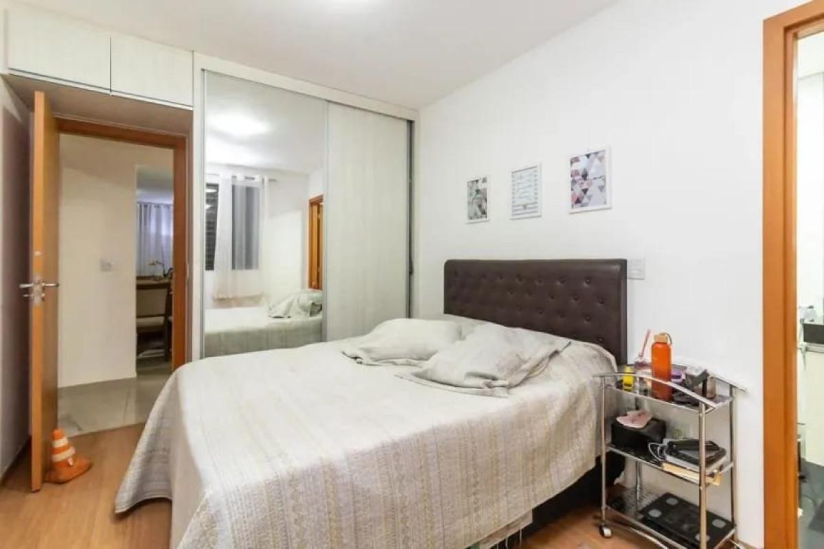 Apartamento, Sagrada Família, 3 Quartos, 3 Vagas, 1 Suíte