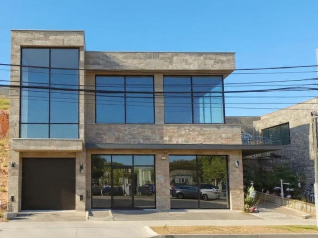 Lote, Colonial, 0 Quarto, 0 Vaga