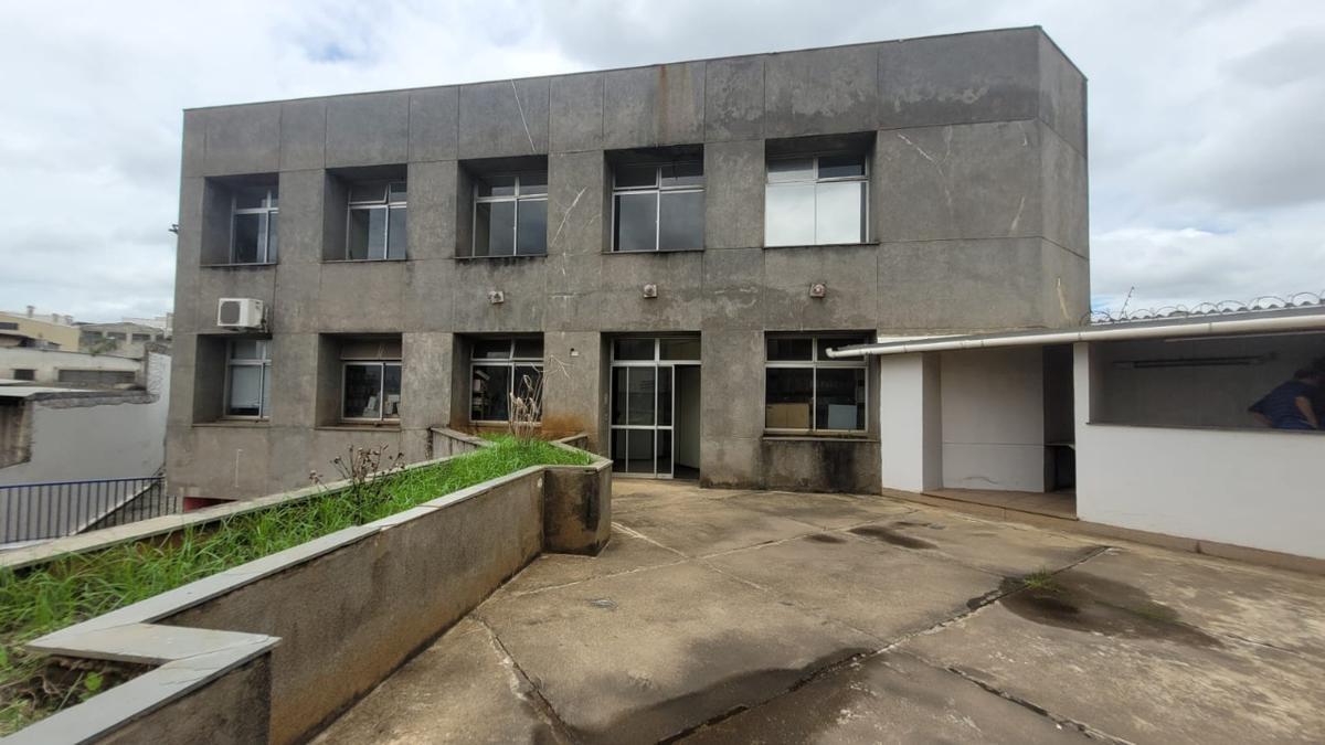 Prédio, São Francisco, 0 Quarto, 0 Vaga