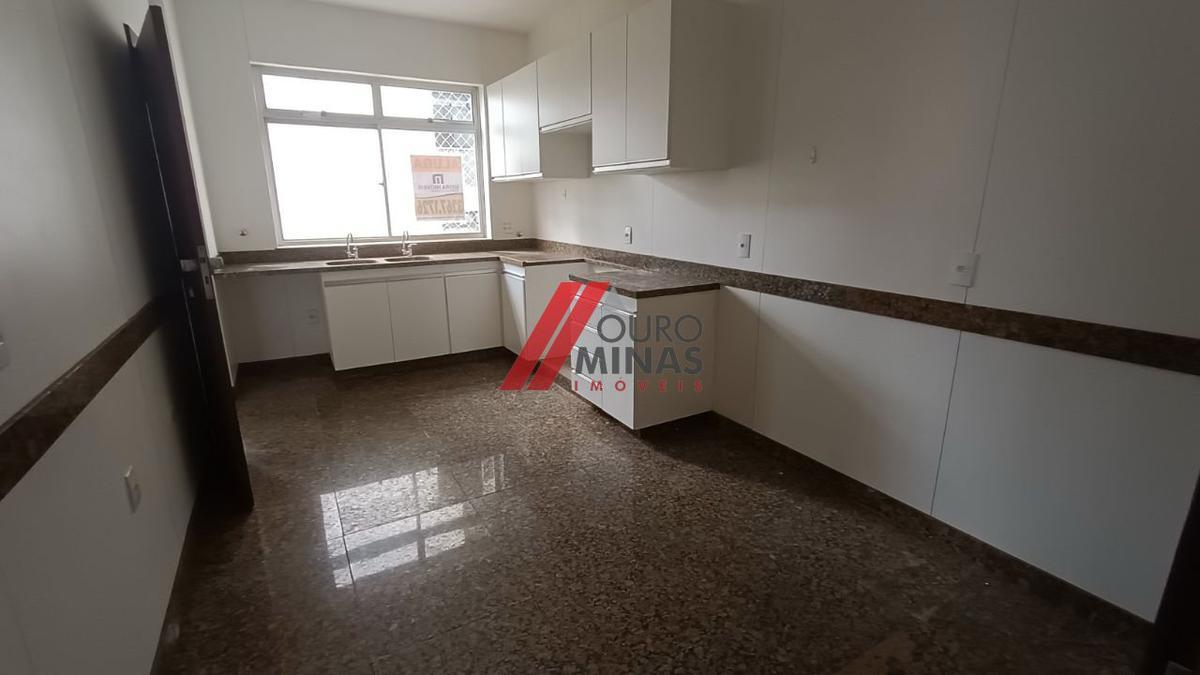Apartamento, Funcionários, 4 Quartos, 3 Vagas, 1 Suíte