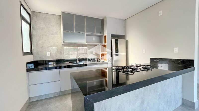 Apartamento, Castelo, 3 Quartos, 2 Vagas, 3 Suítes