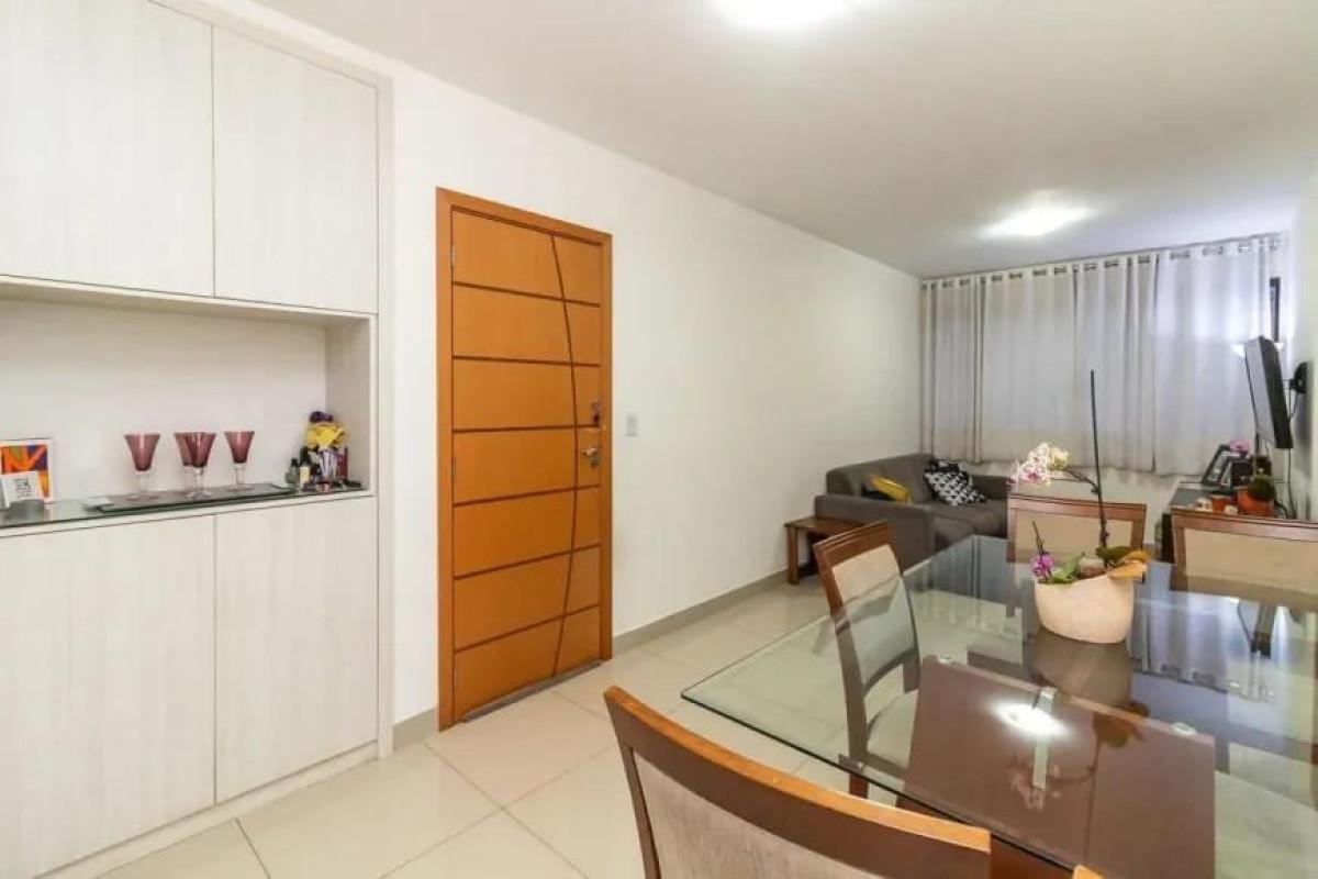 Apartamento, Sagrada Família, 3 Quartos, 3 Vagas, 1 Suíte