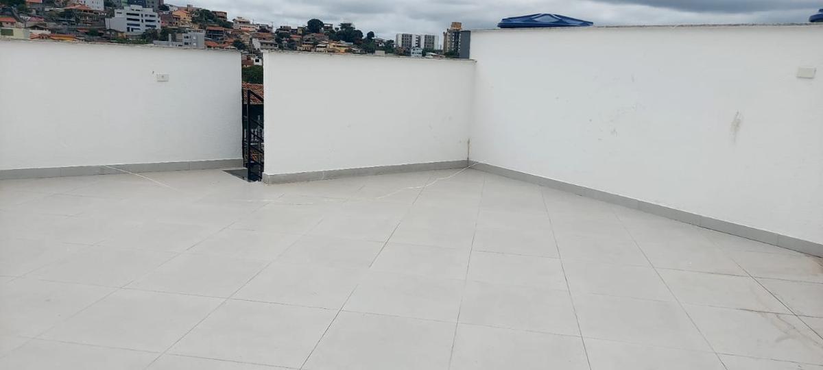 Casa, Santa Cruz, 2 Quartos, 1 Vaga