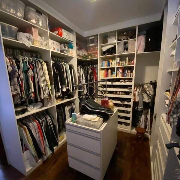 Casa, Santa Lúcia, 5 Quartos, 4 Vagas, 3 Suítes