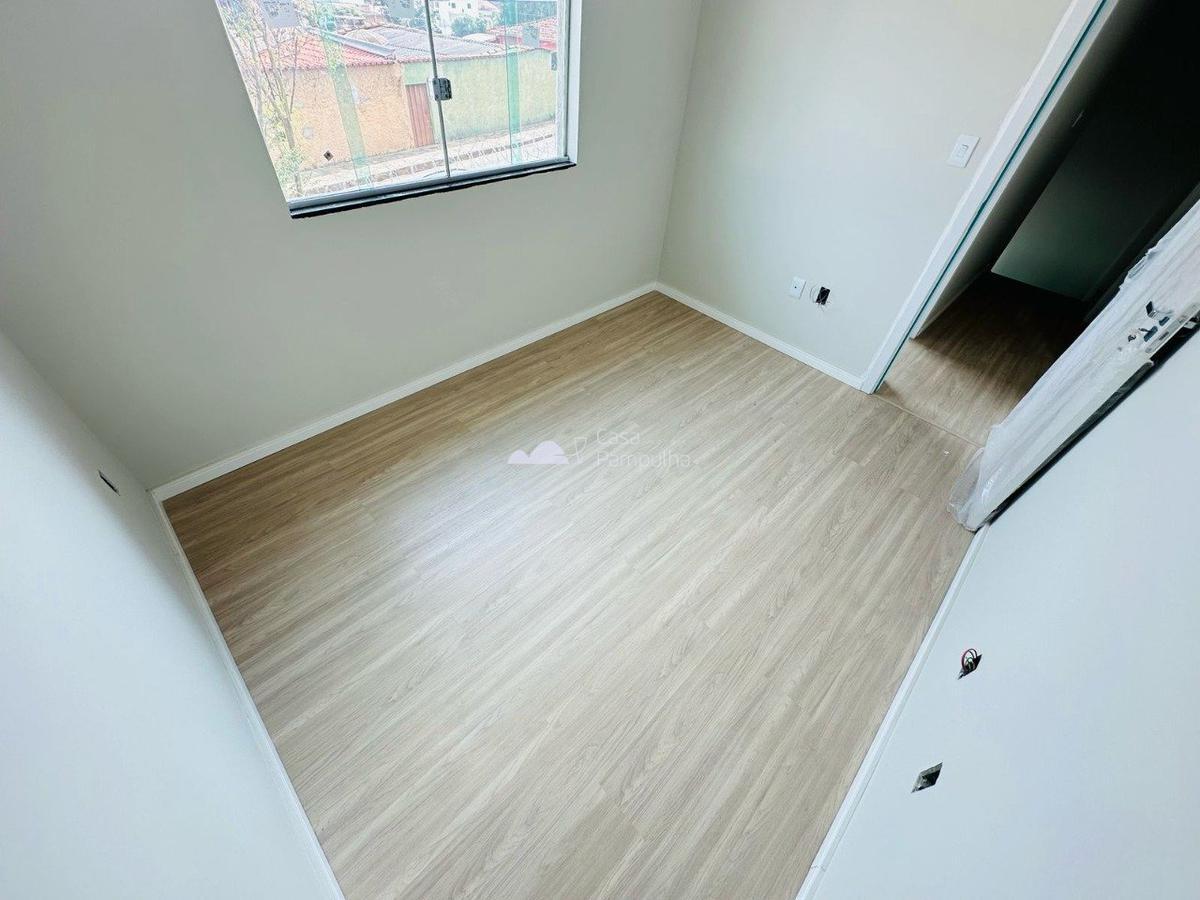 Casa, Candelária, 3 Quartos, 2 Vagas, 1 Suíte