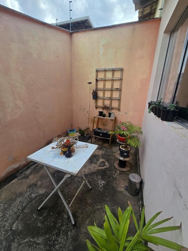 Casa, Ressaca, 2 Quartos, 1 Vaga