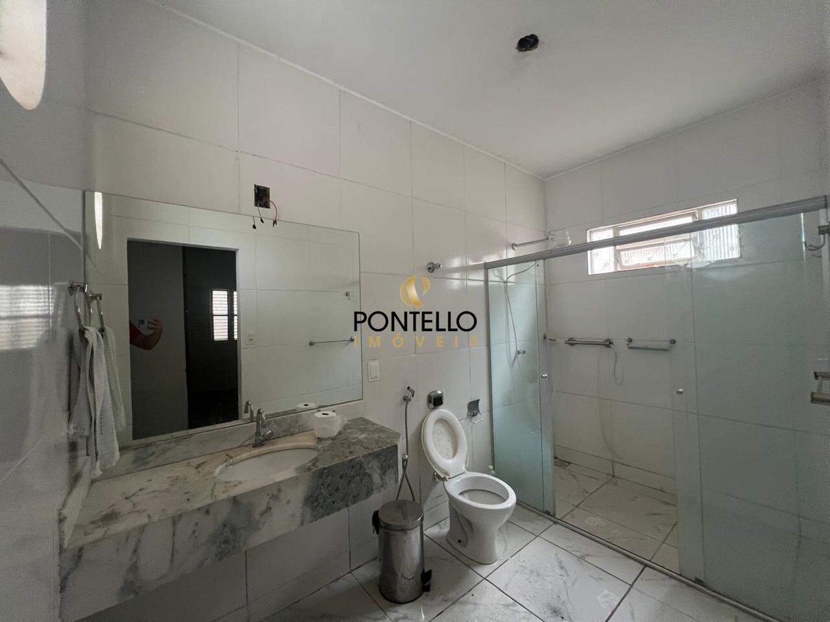 Casa, Jardim Arizona, 3 Quartos, 2 Vagas, 1 Suíte
