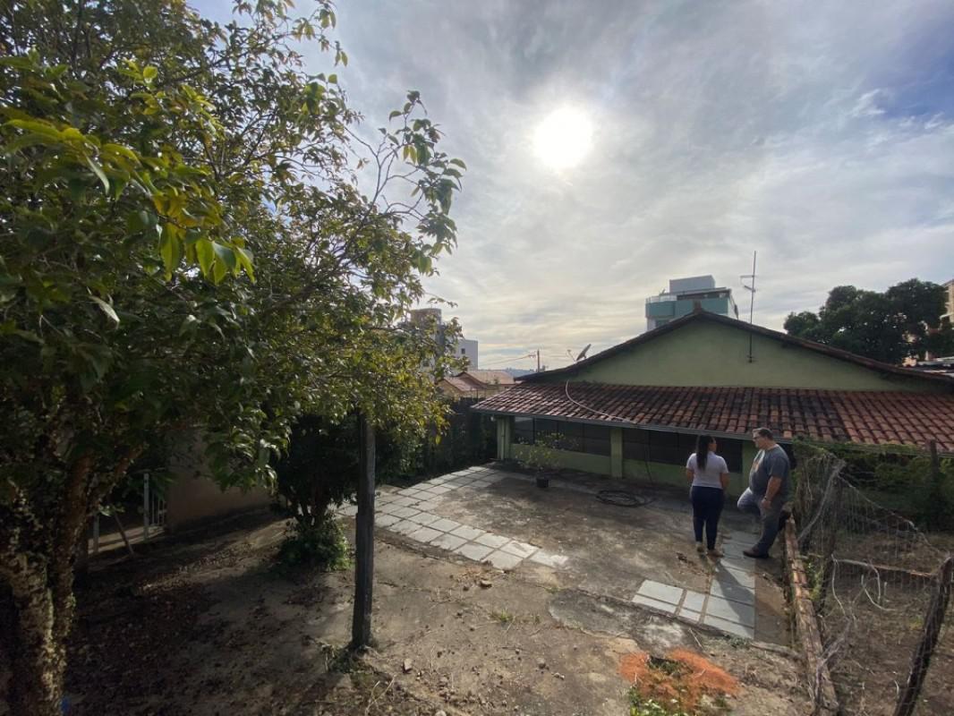 Casa, Tirol, 4 Quartos, 2 Vagas, 1 Suíte