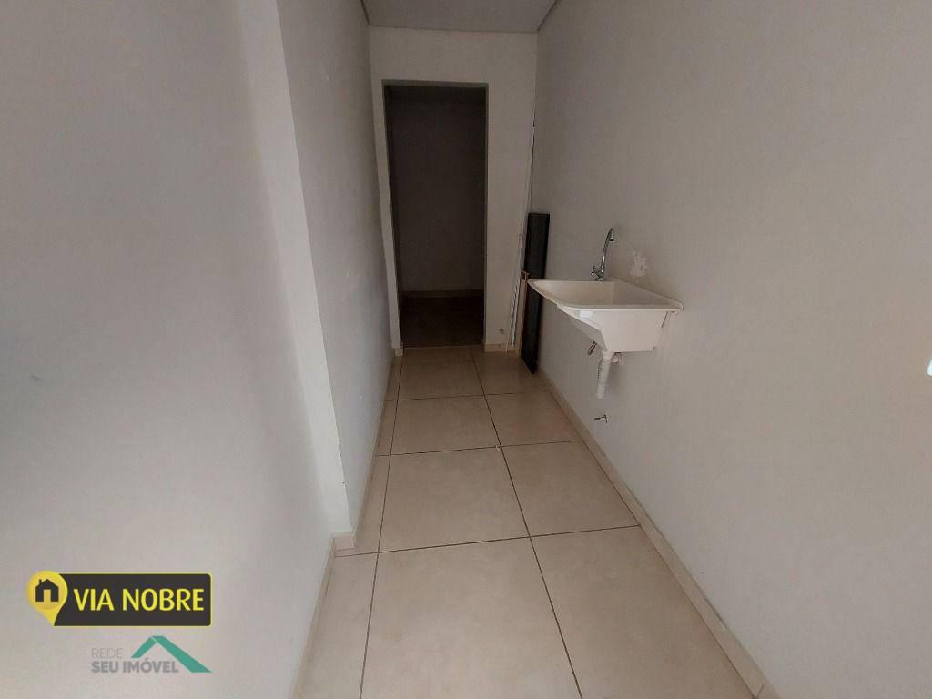 Sala, Funcionários