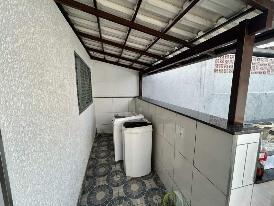 Casa, Eldorado, 3 Quartos, 6 Vagas, 1 Suíte