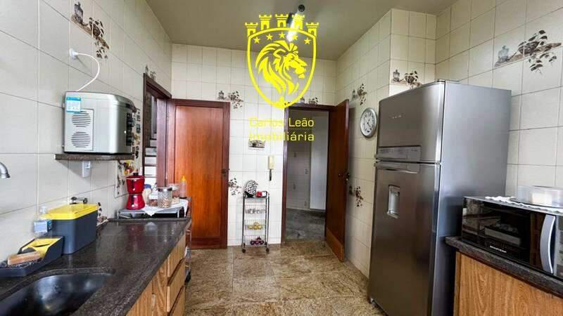 Casa, São Lucas, 4 Quartos, 5 Vagas, 3 Suítes