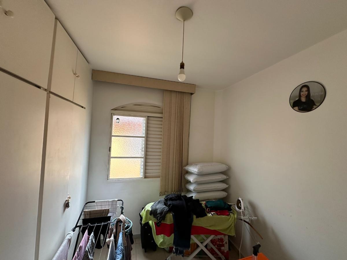 Casa, Santa Cruz, 3 Quartos, 1 Vaga, 1 Suíte