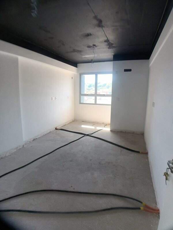 Sala, Milionários, 0 Quarto, 0 Vaga