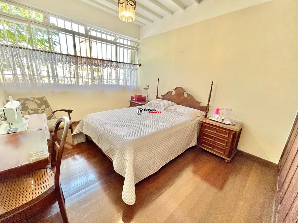 Casa, Itapoã, 4 Quartos, 6 Vagas, 1 Suíte
