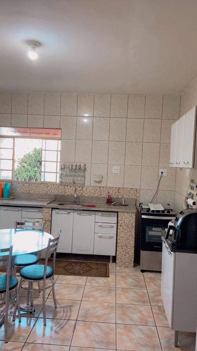 Casa, Coqueiros, 3 Quartos, 4 Vagas, 1 Suíte